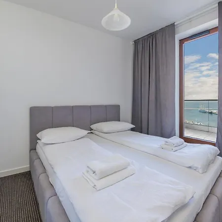 Sea Towers, Sun & Snow Apartman Gdynia