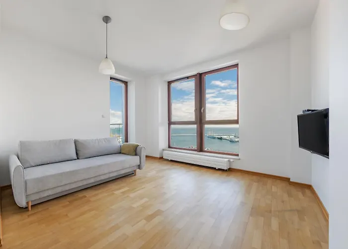 Sea Towers, Sun & Snow * Gdynia